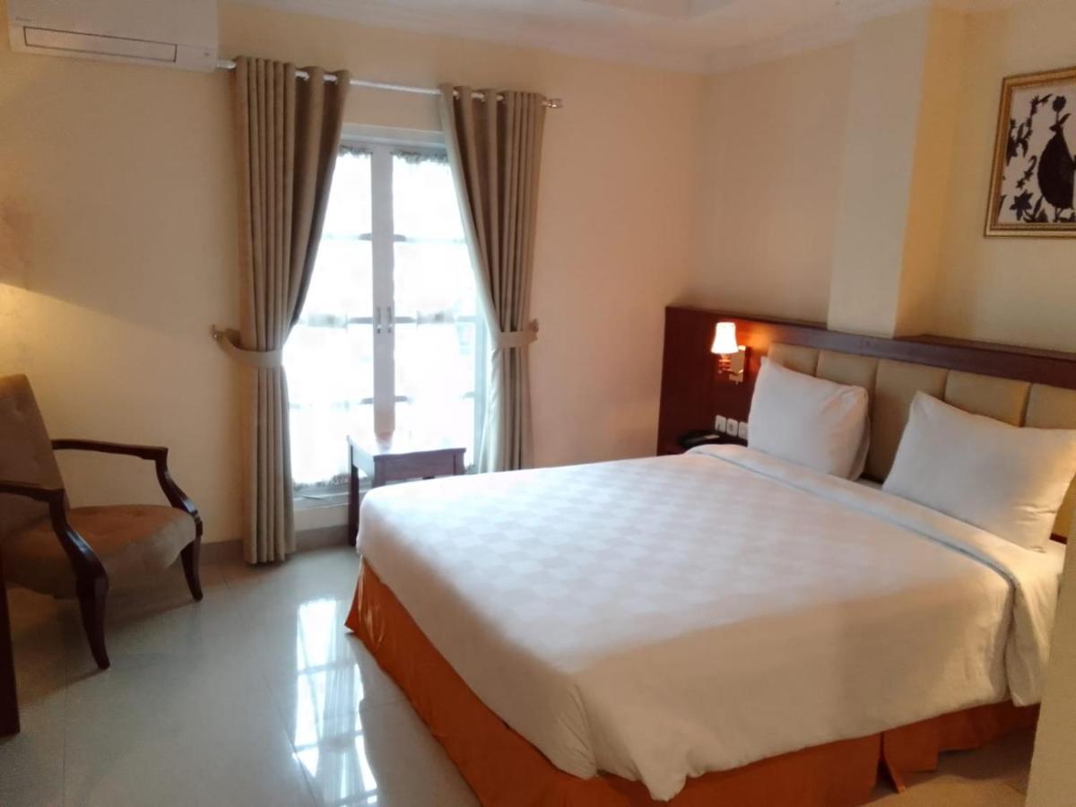 Le Semar Hotel Karawaci Dahung Exterior photo